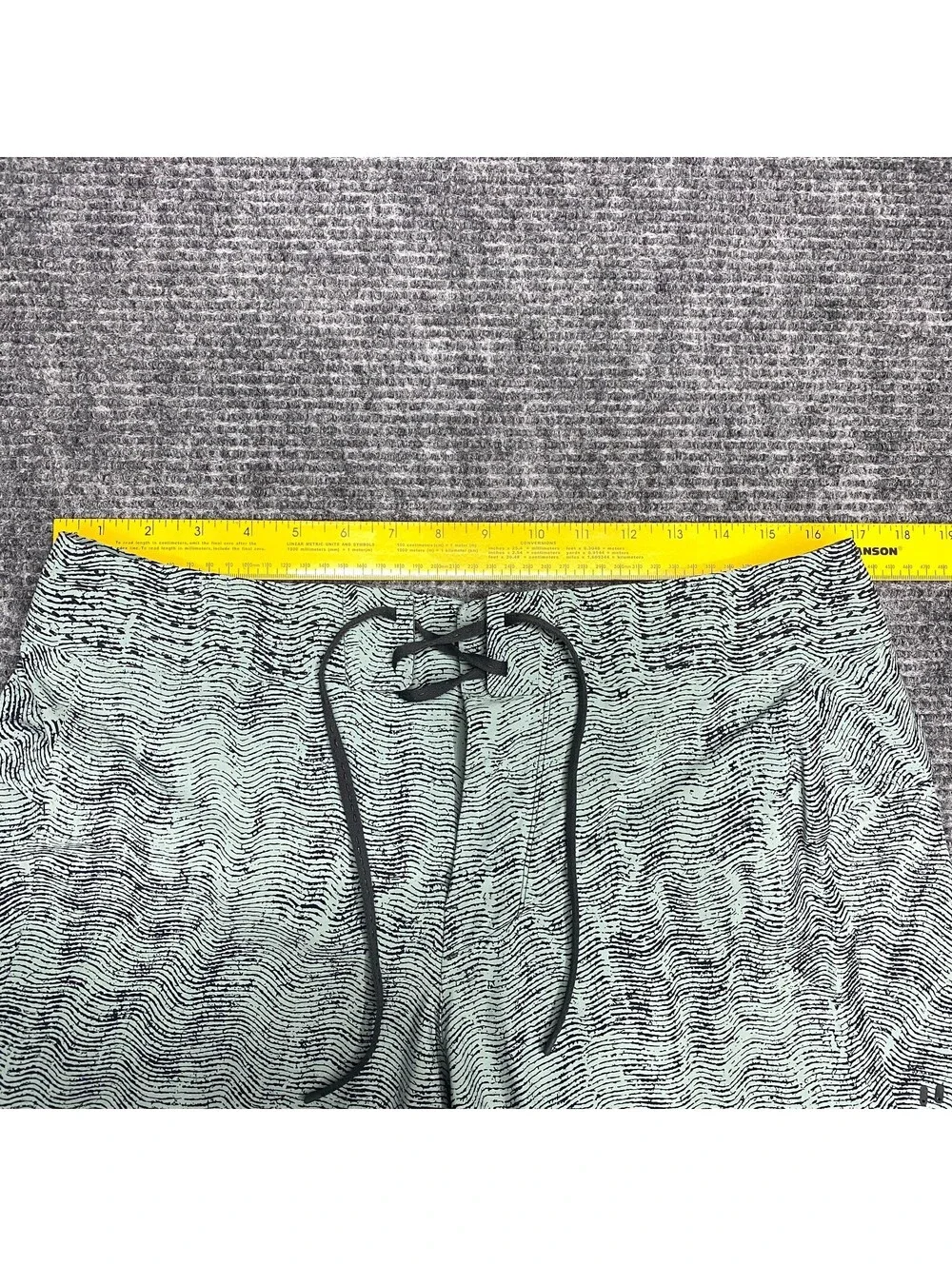Lululemon Current State Board Shorts Mono Wave Silver Blue Graphite Gray Mens 33